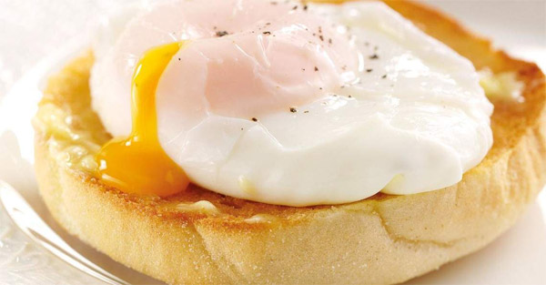 Perfect poached eggs in the microwave. Easy enough to make on a workda