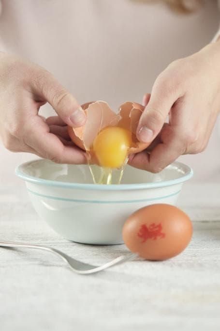 Runny eggs 'safe' for pregnant women to eat, says report, The Independent