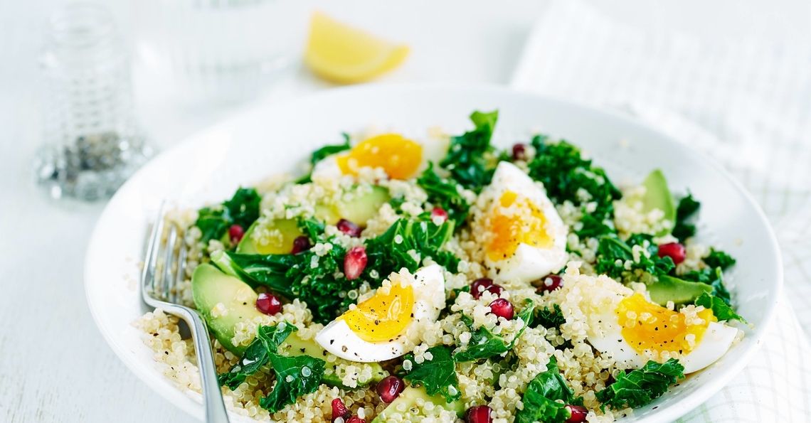 Egg, quinoa and kale salad 