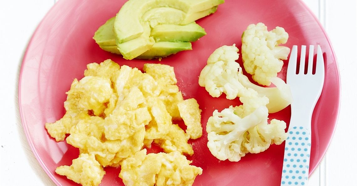 Avocado and cauliflower scrambled eggs for baby