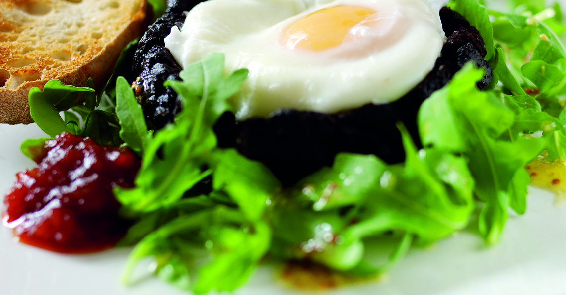 Black pudding with a poached egg