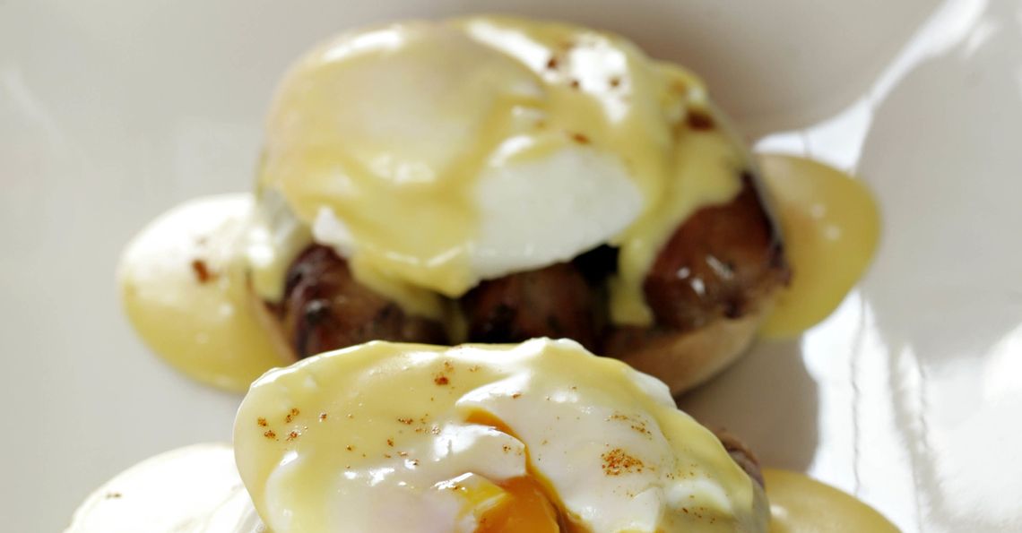 Sausage eggs benedict