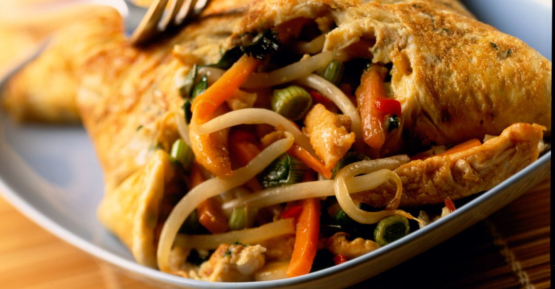 Thai chicken omelette