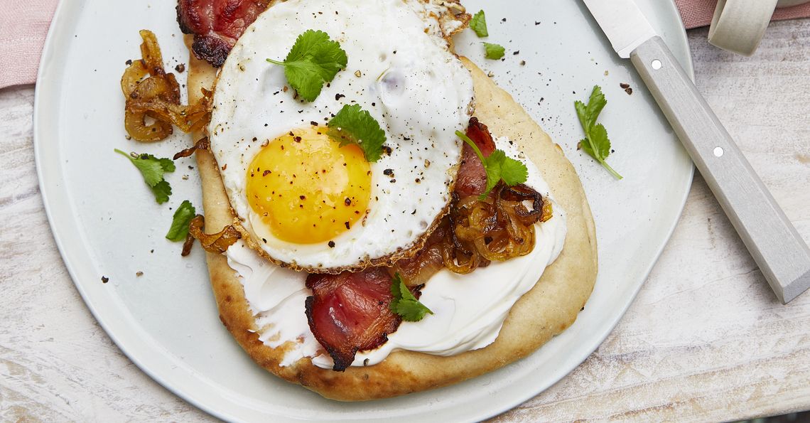 Breakfast naan with fried egg, bacon and caramelised onions | Egg ...