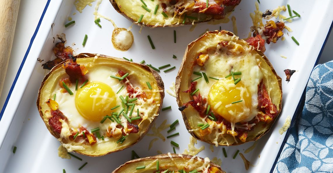 Egg jacket potato, with bacon