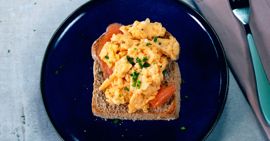 Air fryer scrambled eggs