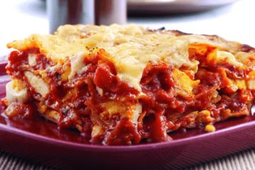 Egg and tomato lasagne