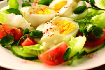 Tomato and cucumber boiled egg salad