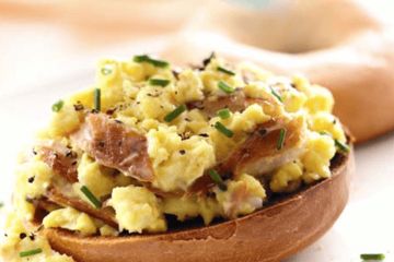 Smoked mackerel scrambled eggs