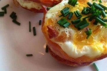 Bacon and egg cupcakes