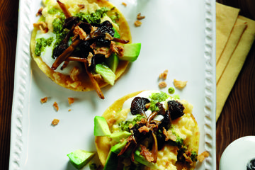 Avocado breakfast tacos