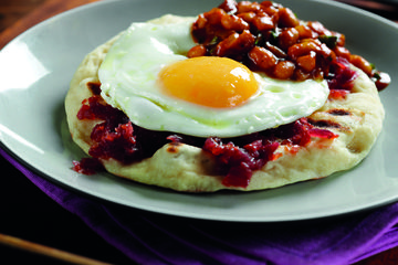 Fried egg naan with masala beans