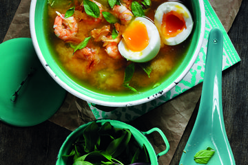 Egg, cucumber and shrimp soup