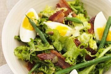 Gizzi Erskine's old school frisée, bacon and egg salad