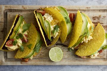 Scrambled egg and black bean tacos