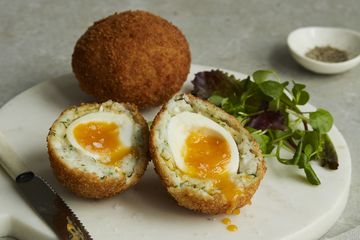 Smoked haddock scotch eggs