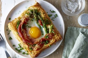Puff pastry baked egg and pesto parcels