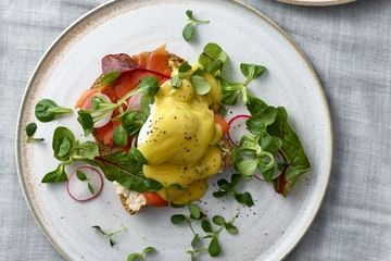 Eggs royale