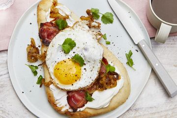 Fried egg and naan