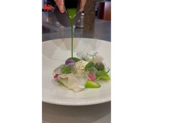 Wild garlic velouté, Lardo, Wye Valley asparagus, and poached eggs