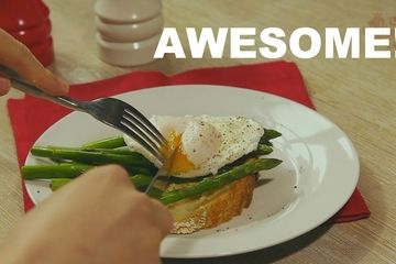 Embedded thumbnail for Poached egg on sourdough with asparagus