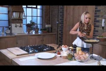 Embedded thumbnail for Pizza omelette by Liz McClarnon